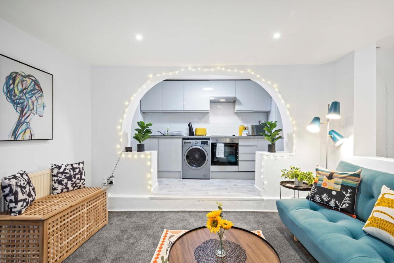 Queens Apartment - By My Getaways - Free Parking For One Car 布赖顿 外观 照片