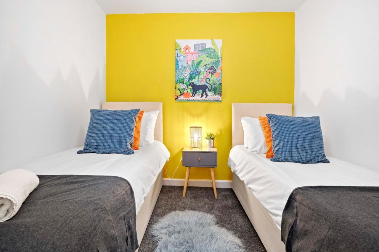 Queens Apartment - By My Getaways - Free Parking For One Car 布赖顿 外观 照片