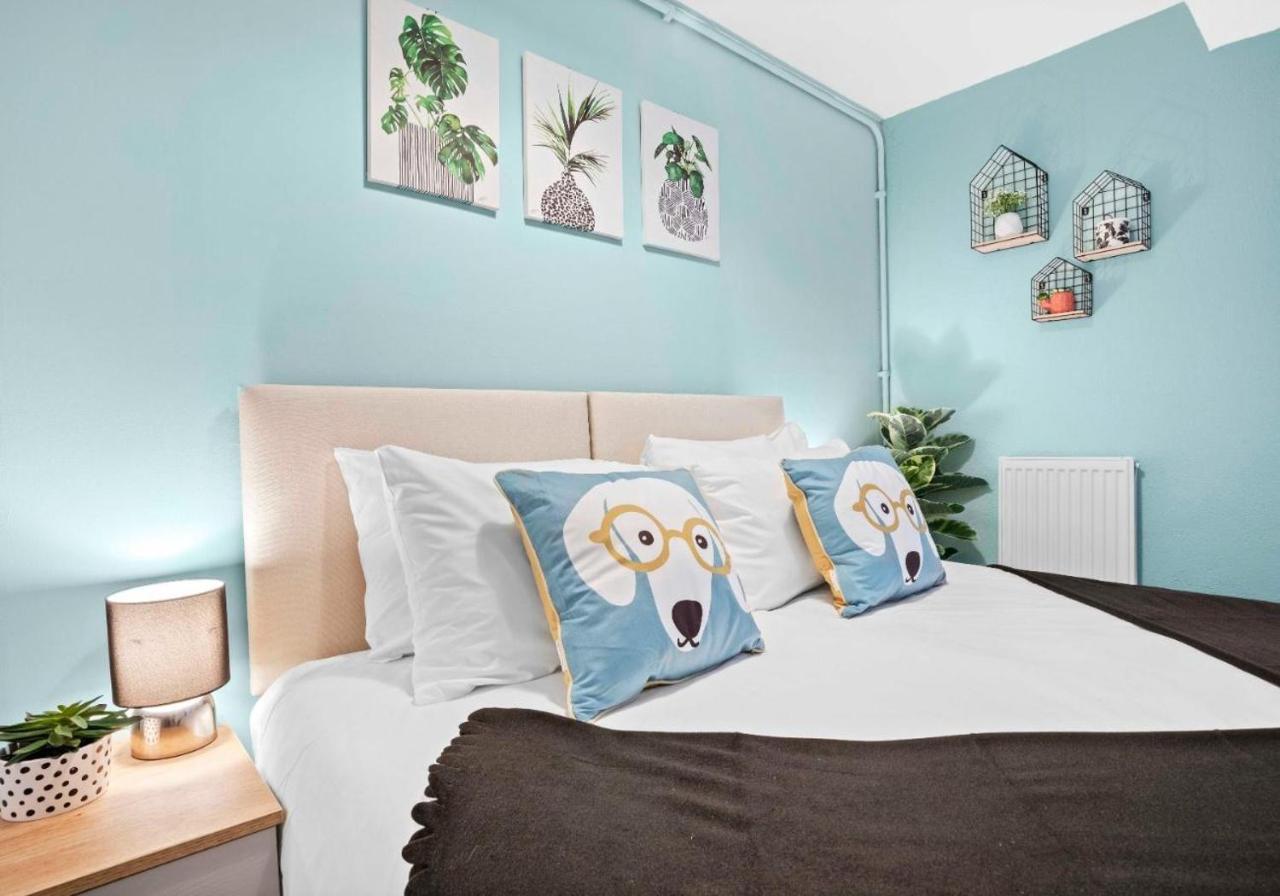 Queens Apartment - By My Getaways - Free Parking For One Car 布赖顿 外观 照片
